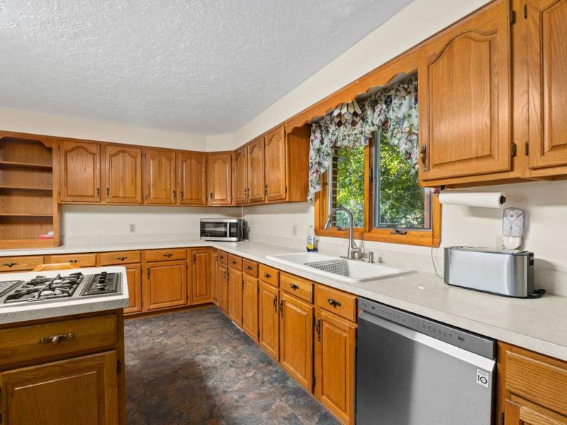52493 State Route 113, Wakeman, OH 44889 Photo 15