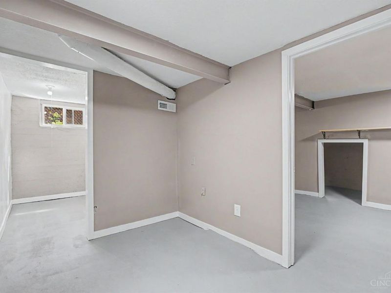1127 Cedar Avenue, Cincinnati, OH 45244 Photo 30