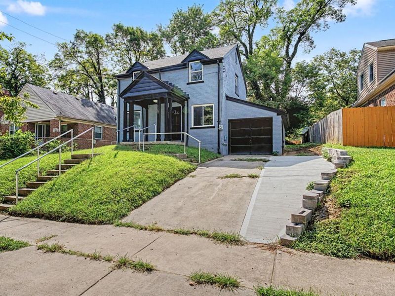 1127 Cedar Avenue, Cincinnati, OH 45244 Photo 4
