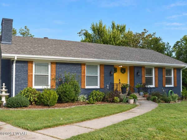 200 Edenwood Drive , Jackson, TN 38301