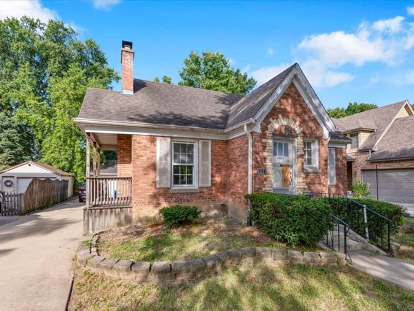 4328 Wolf Road , Western Springs, IL 60558