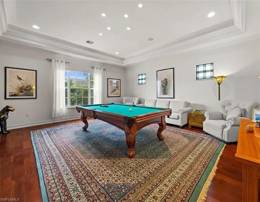 5045 Blauvelt Way, Unit 201, Naples, FL 34105 Photo