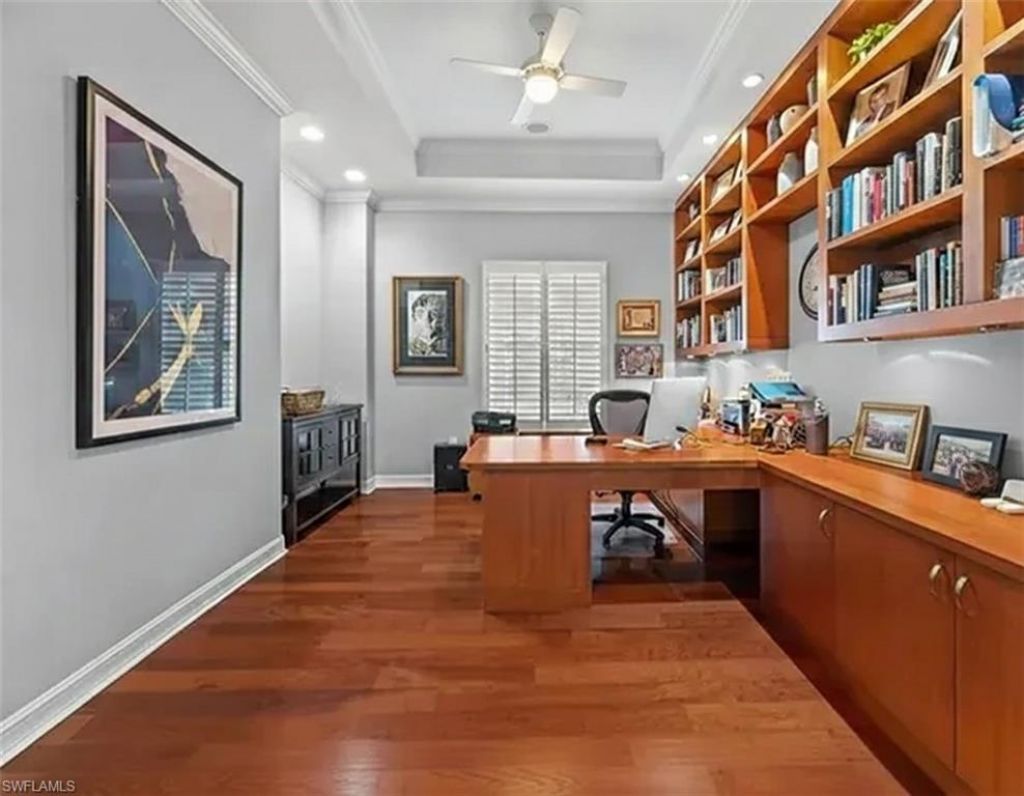 5045 Blauvelt Way, Unit 201, Naples, FL 34105 Photo