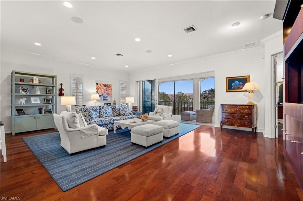 5045 Blauvelt Way, Unit 201, Naples, FL 34105 Photo