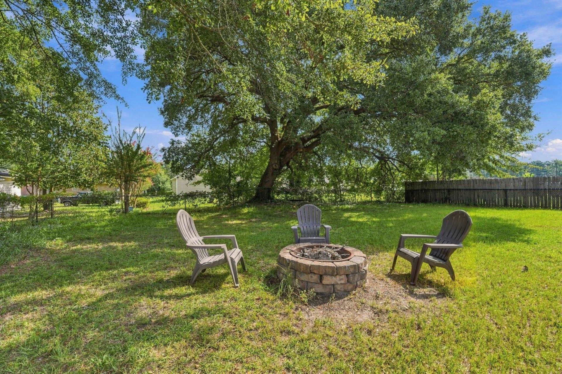 416 South Oaks Dr. Photo 37