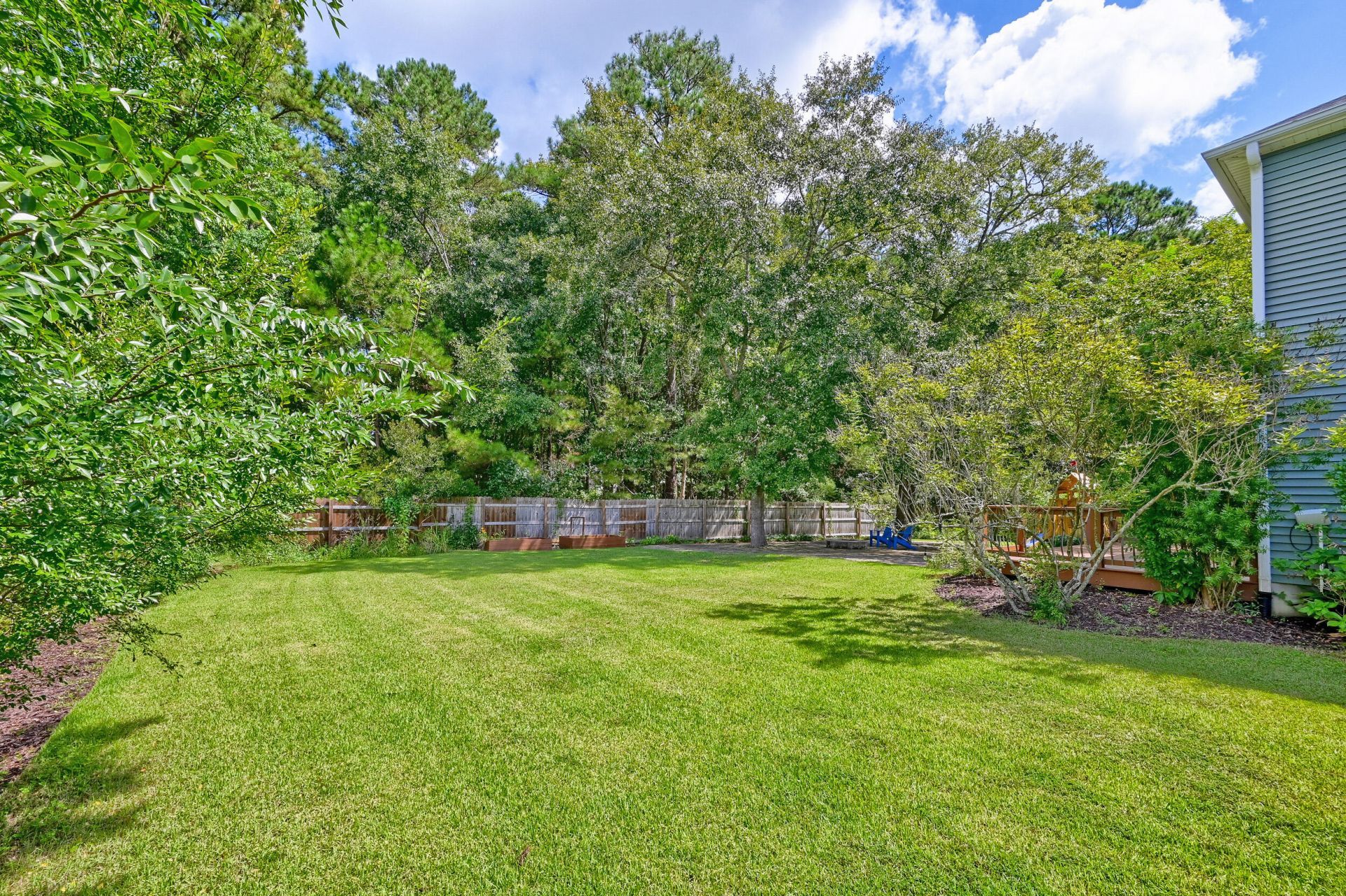 1299 Segar Street Photo 10