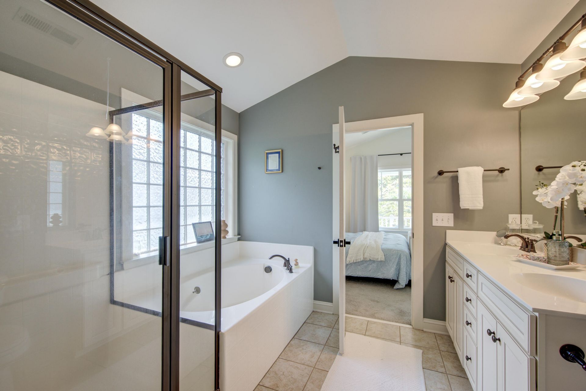 1299 Segar Street Photo 20