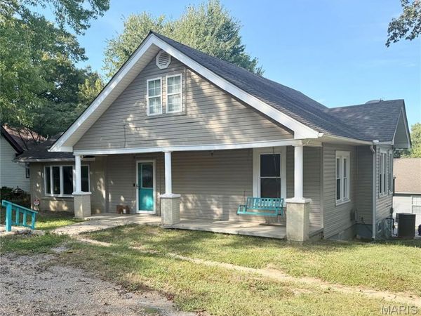 311 W Richardson Avenue, Puxico, MO 63960