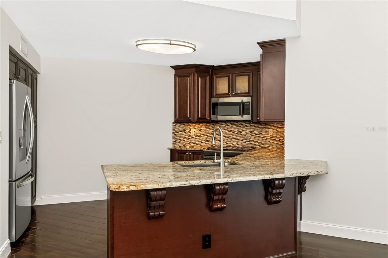 6191 Bahia Del Mar Boulevard, Unit 202, Saint Petersburg, FL 33715 Photo