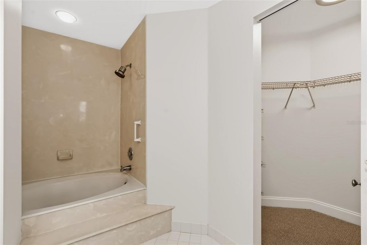 6191 Bahia Del Mar Boulevard, Unit 202, Saint Petersburg, FL 33715 Photo