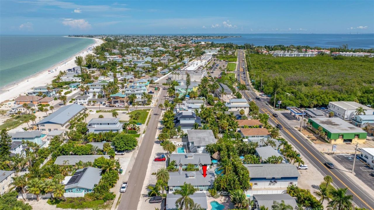 3007 Avenue E, Unit B, Bradenton Beach, FL 34217 Photo