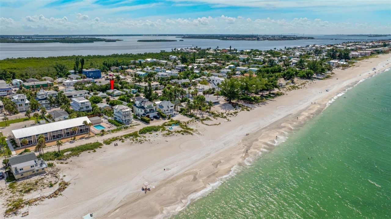 3007 Avenue E, Unit B, Bradenton Beach, FL 34217 Photo