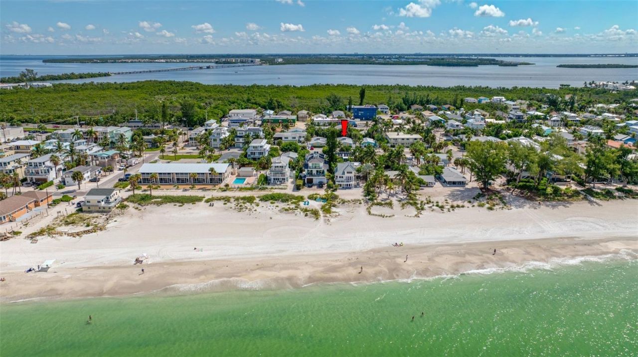 3007 Avenue E, Unit B, Bradenton Beach, FL 34217 Photo