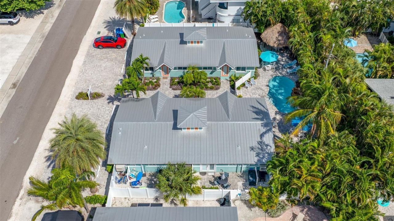 3007 Avenue E, Unit B, Bradenton Beach, FL 34217 Photo