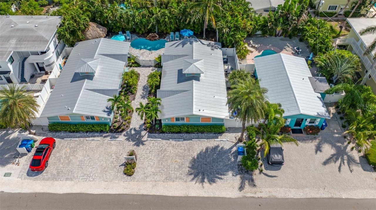 3007 Avenue E, Unit B, Bradenton Beach, FL 34217 Photo