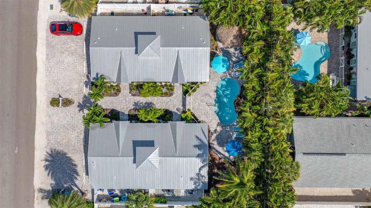 3007 Avenue E, Unit B, Bradenton Beach, FL 34217 Photo