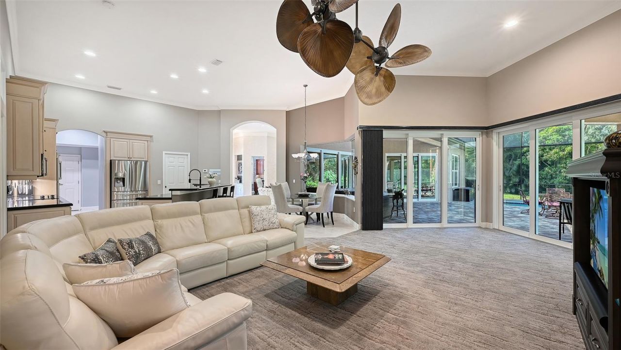 8866 Bloomfield Boulevard, Sarasota, FL 34238 Photo