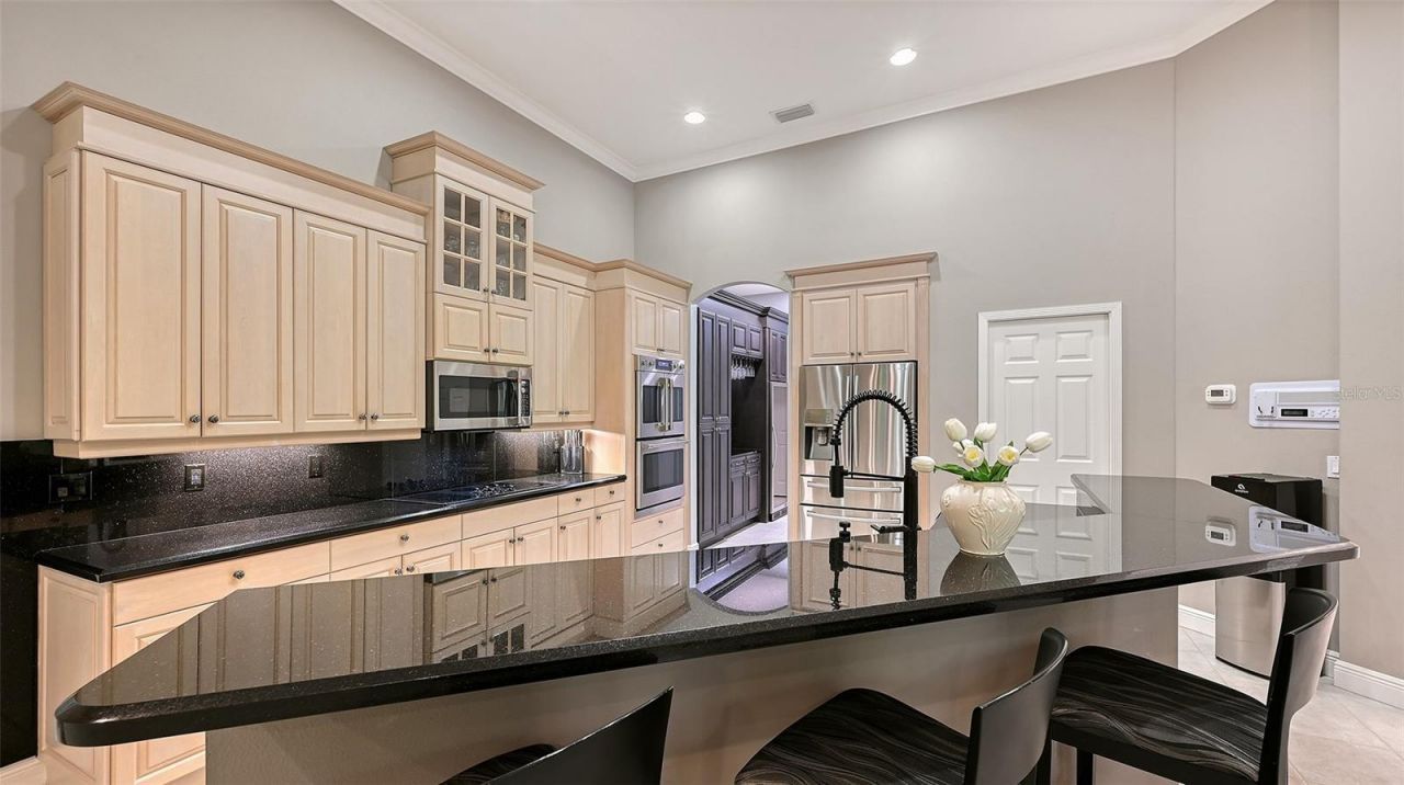 8866 Bloomfield Boulevard, Sarasota, FL 34238 Photo