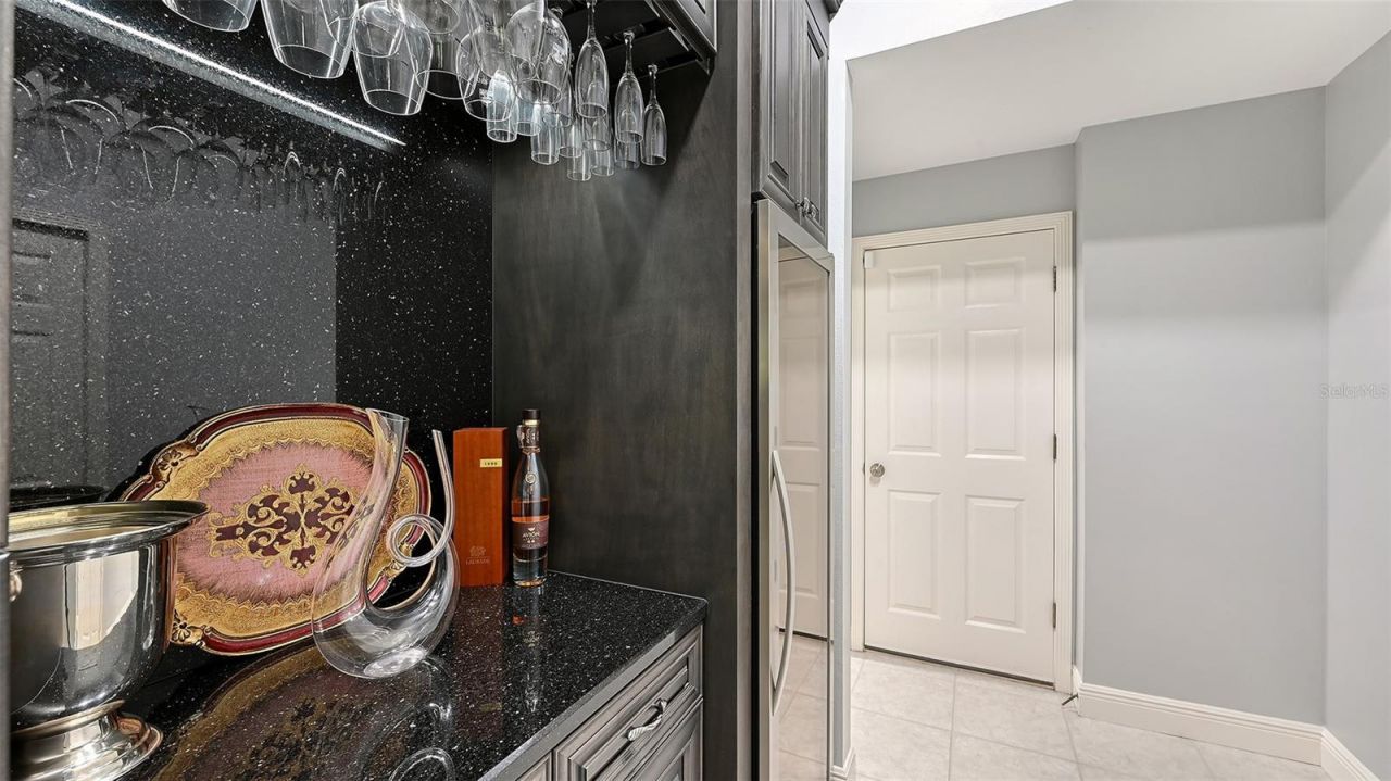 8866 Bloomfield Boulevard, Sarasota, FL 34238 Photo