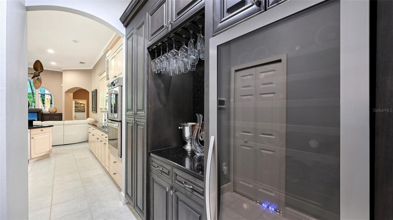 8866 Bloomfield Boulevard, Sarasota, FL 34238 Photo