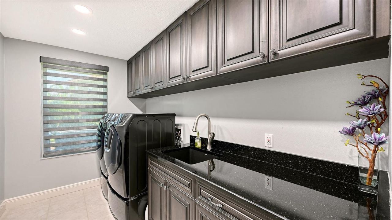 8866 Bloomfield Boulevard, Sarasota, FL 34238 Photo