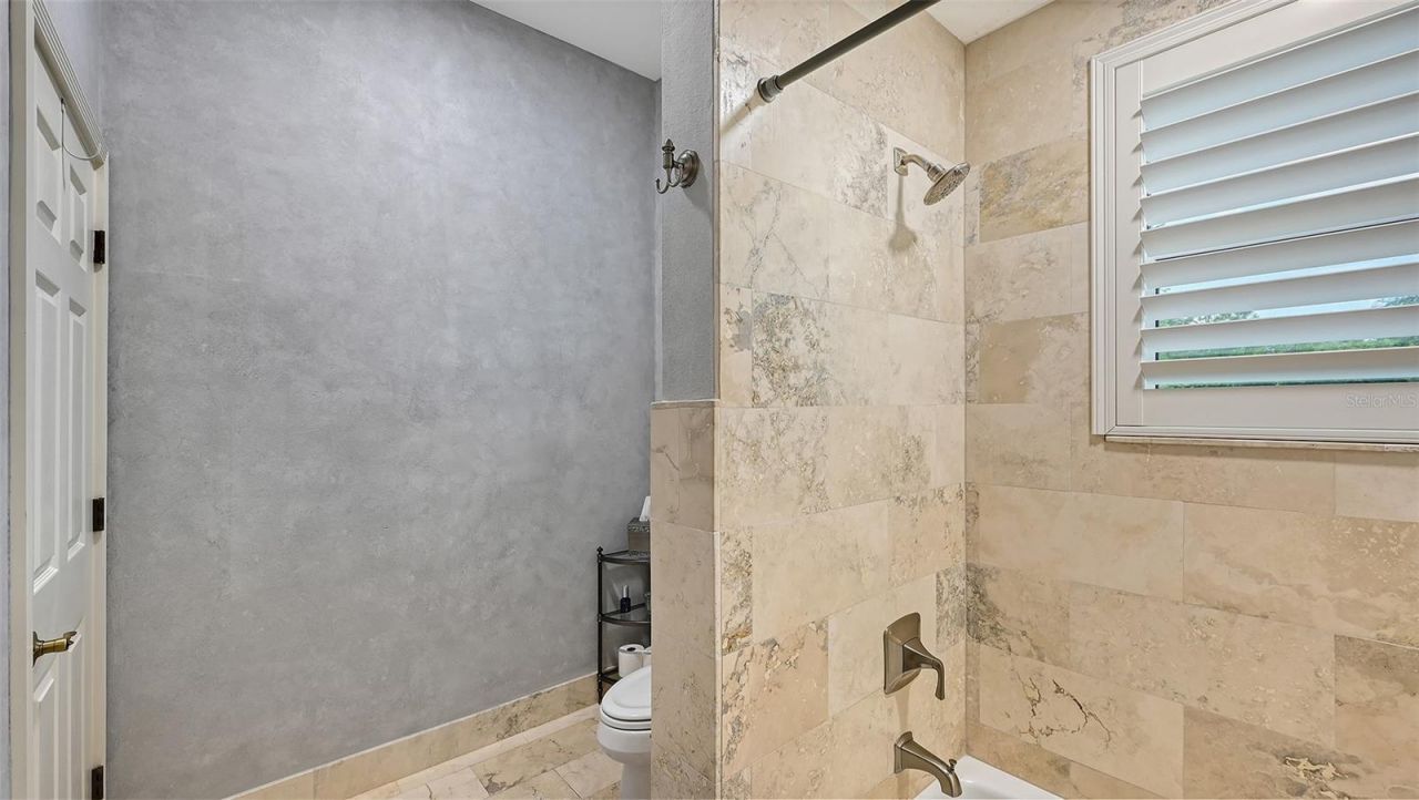8866 Bloomfield Boulevard, Sarasota, FL 34238 Photo