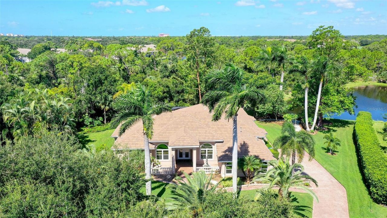 8866 Bloomfield Boulevard, Sarasota, FL 34238 Photo