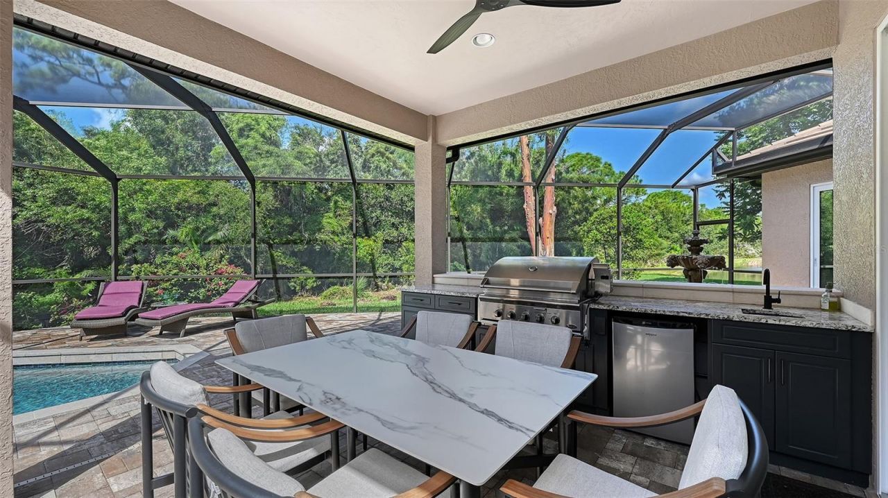 8866 Bloomfield Boulevard, Sarasota, FL 34238 Photo