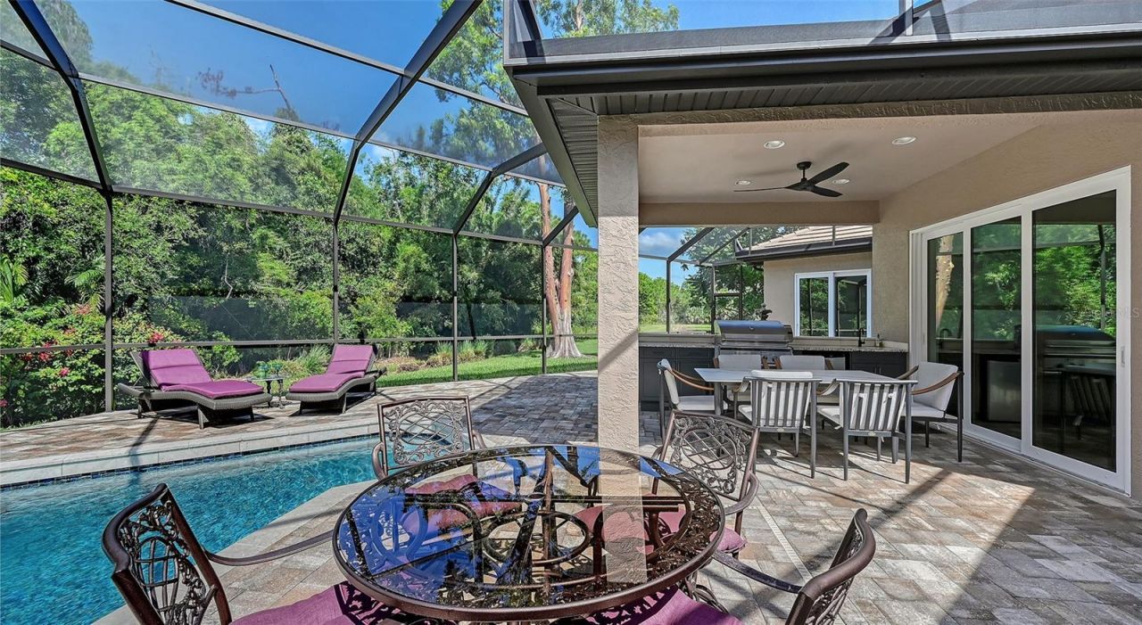 8866 Bloomfield Boulevard, Sarasota, FL 34238 Photo