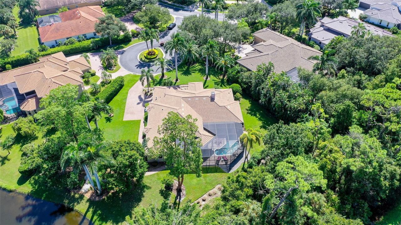 8866 Bloomfield Boulevard, Sarasota, FL 34238 Photo