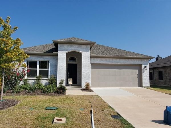 1218 Anderson Drive, Trenton, TX 75490