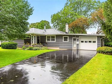 17 Carolin Drive, Brockport, NY 14420