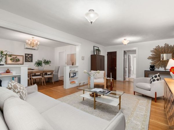 50 Lancaster Ter, Unit 2, Brookline, MA 02446