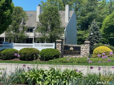 307 Willow, Unit 307, New Milford, CT 06776