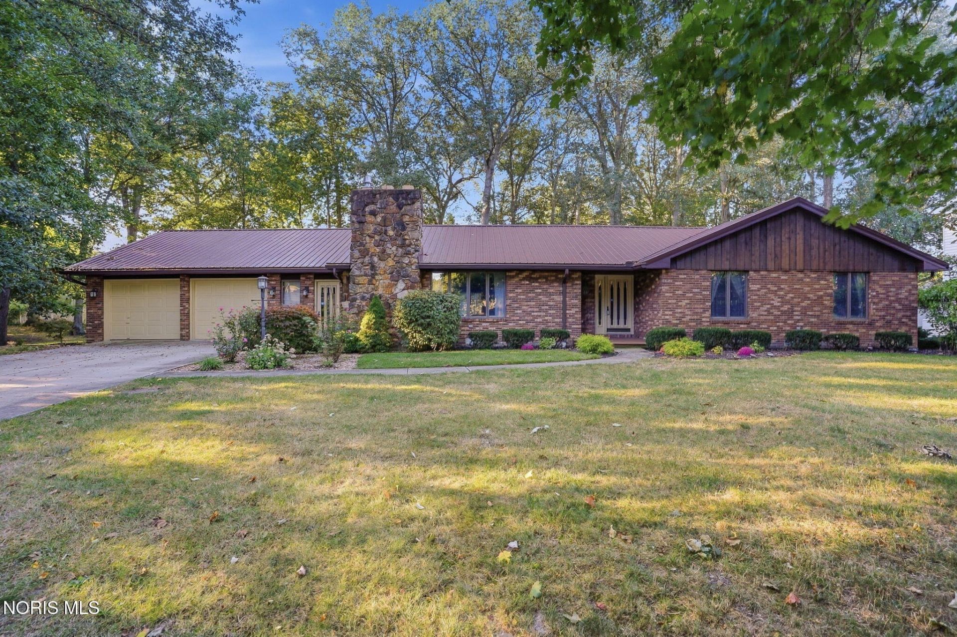 2610 Foxbury Lane, Findlay, OH 45840 Main Photo