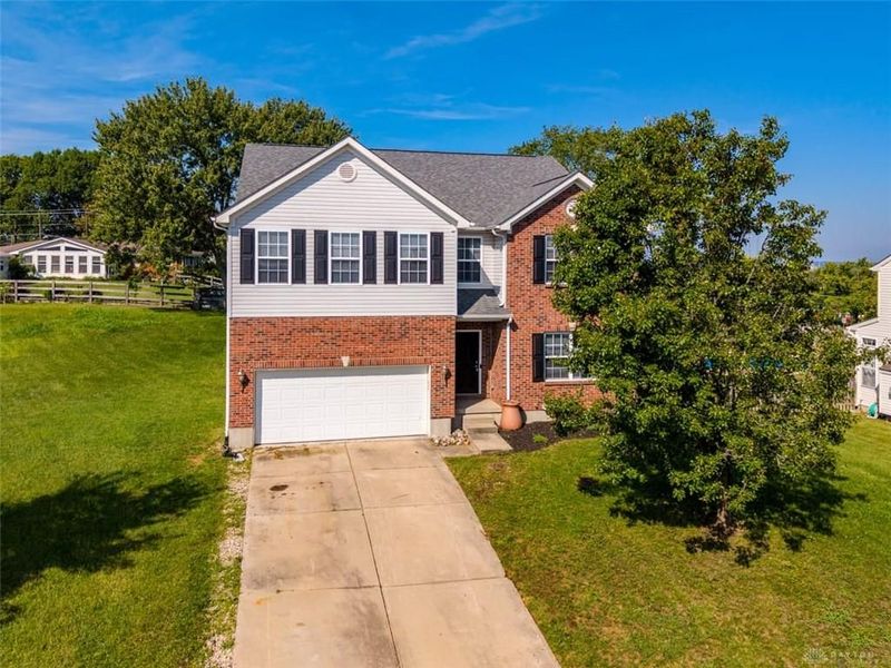 235 Brittony Woods Drive, Monroe, OH 45050 Photo 3