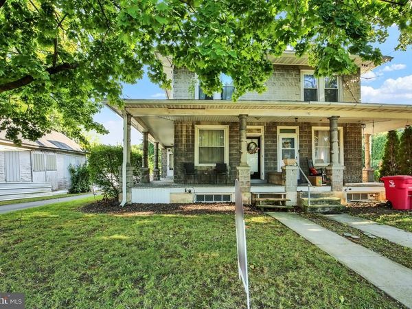 906 FRITZTOWN ROAD, SINKING SPRING, PA 19608
