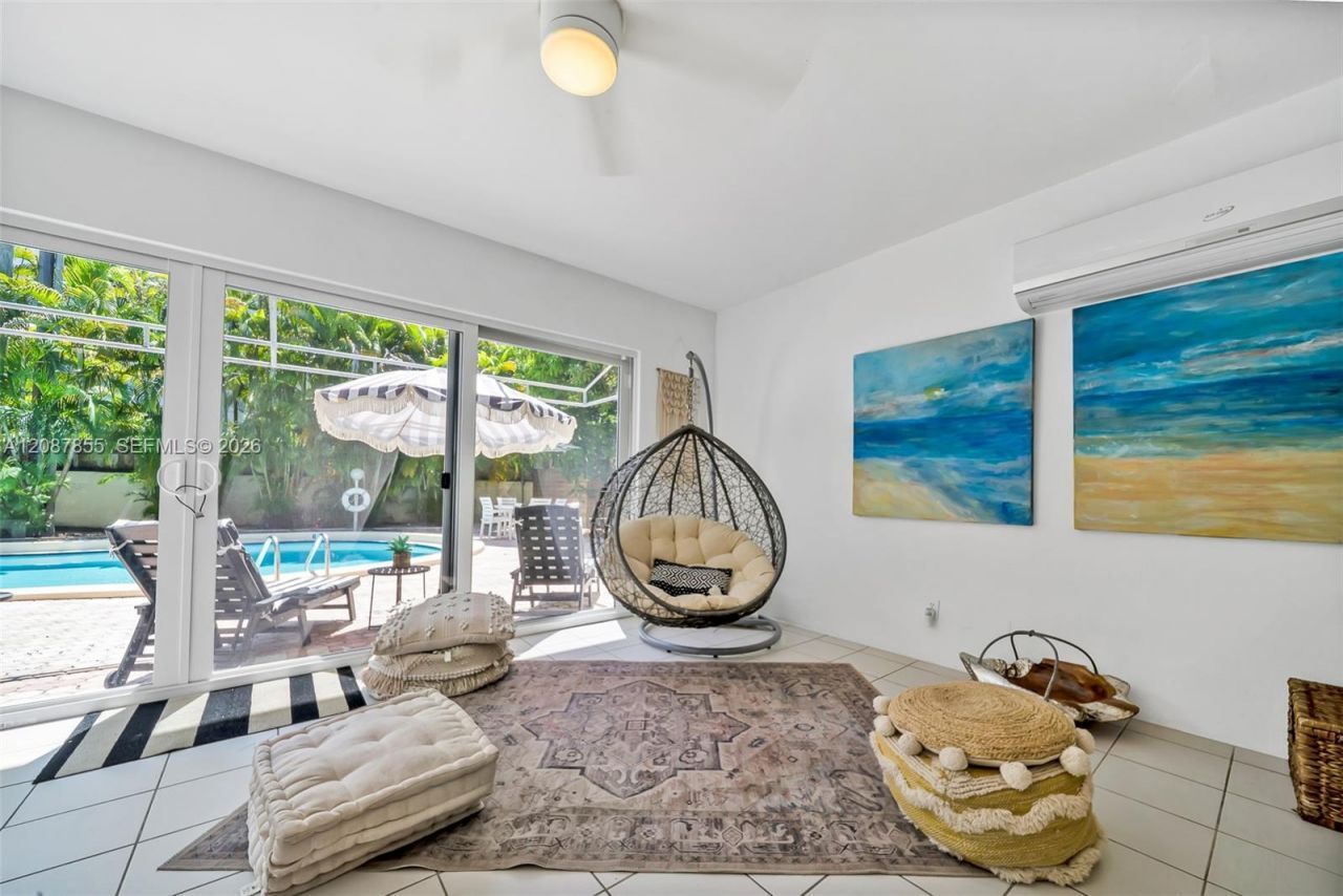 260 Sunrise Dr, Unit D, Key Biscayne, FL 33149 Photo