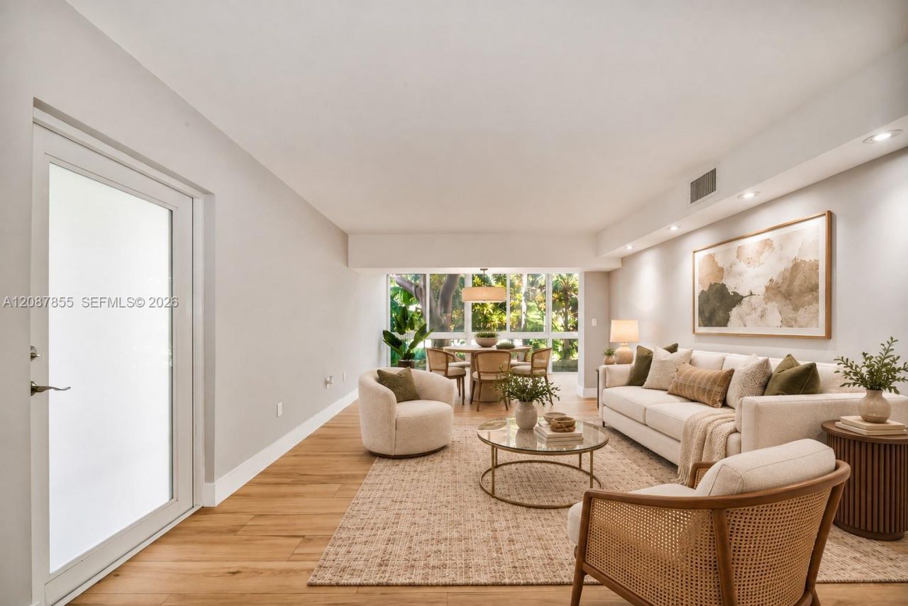 260 Sunrise Dr, Unit D, Key Biscayne, FL 33149 Photo