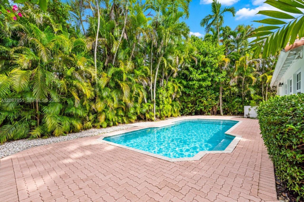 836 Alberca St, Coral Gables, FL 33134 Photo