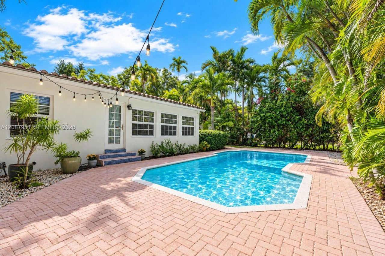 836 Alberca St, Coral Gables, FL 33134 Photo