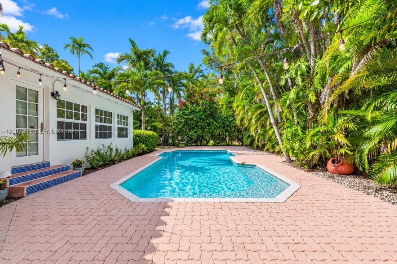 836 Alberca St, Coral Gables, FL 33134 Photo