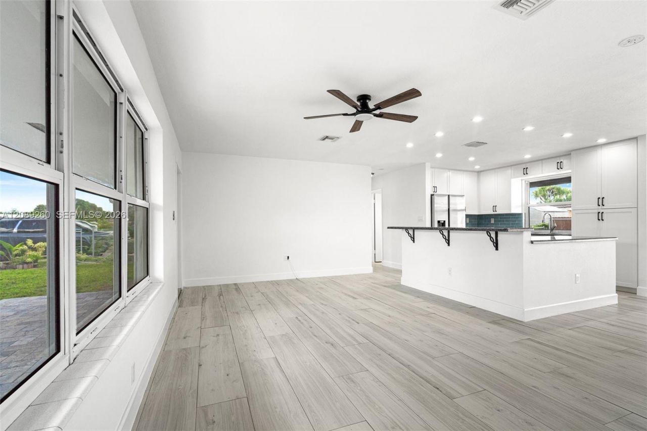 7960 Shalimar St, Miramar, FL 33023 Photo