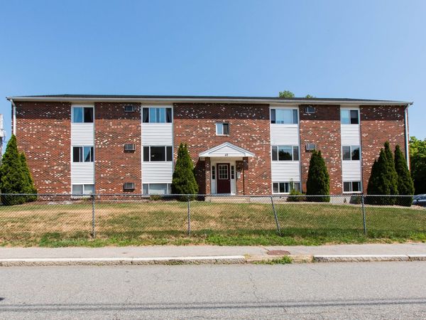 42 Fisher St, Unit 5, North Attleboro, MA 02760