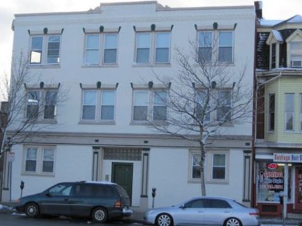 136 Broadway, Unit 3, Somerville, MA 02145