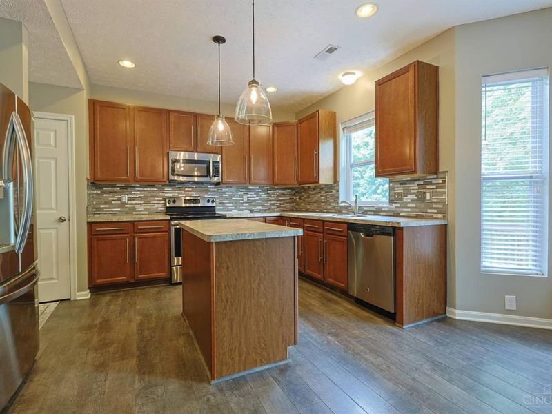 4166 Roland Creek Drive, Union Township, OH 45245 Photo 12