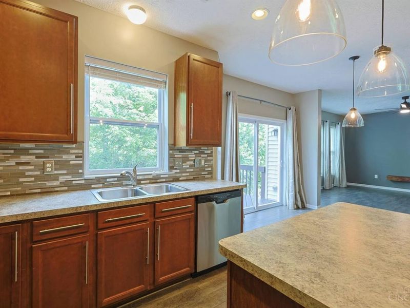 4166 Roland Creek Drive, Union Township, OH 45245 Photo 14