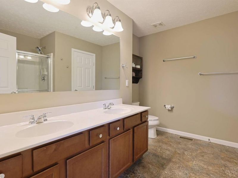 4166 Roland Creek Drive, Union Township, OH 45245 Photo 26