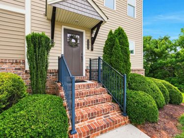 1232 Commonwealth Circle, Forest, VA 24551