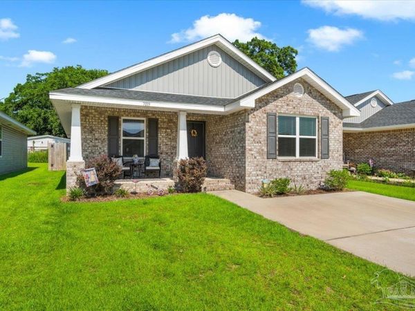 7019 Sonny Dr, Pensacola, FL 32504